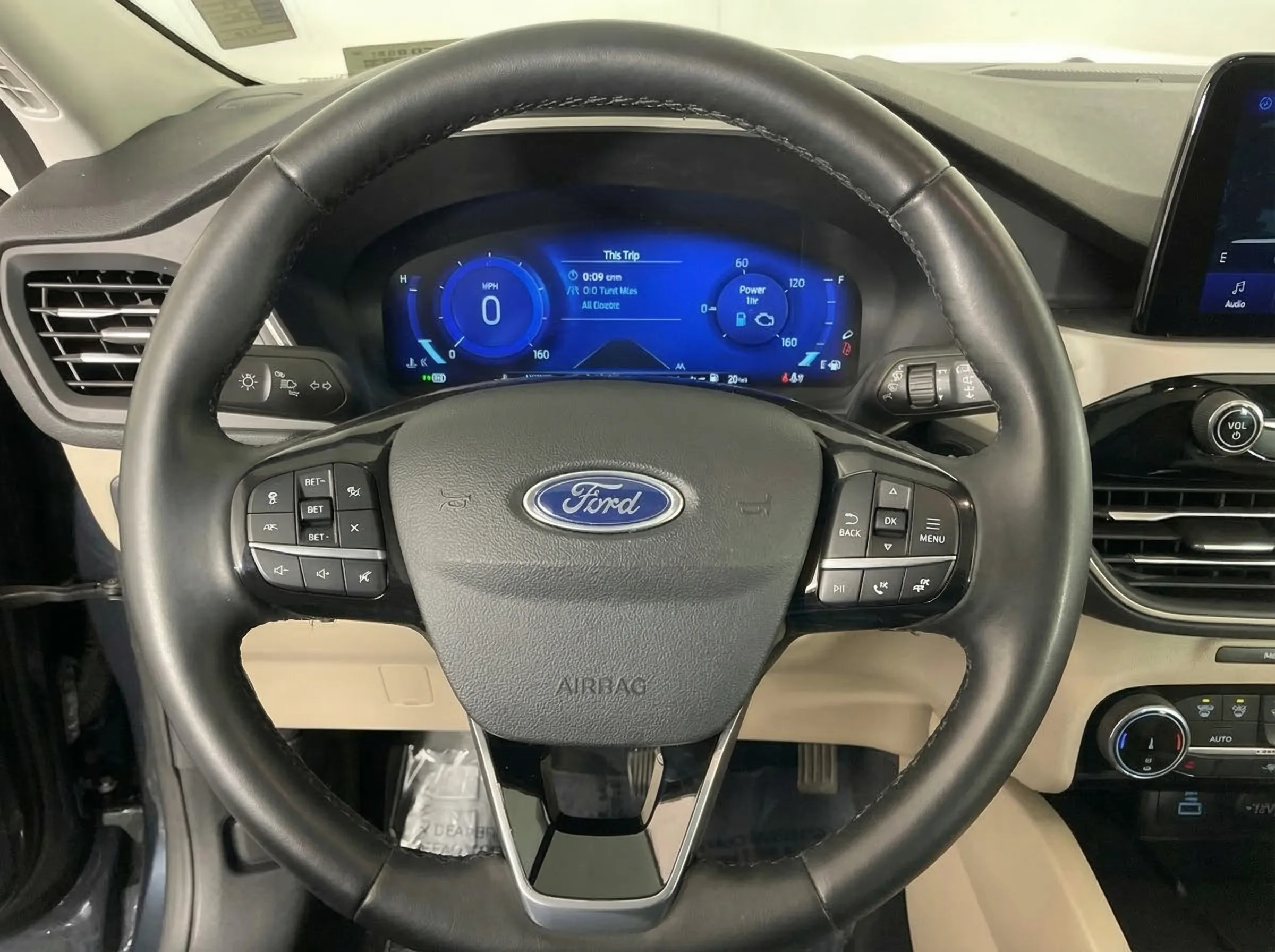 2022 Ford Escape Plug-In Hybrid SEL — thumbnail 11