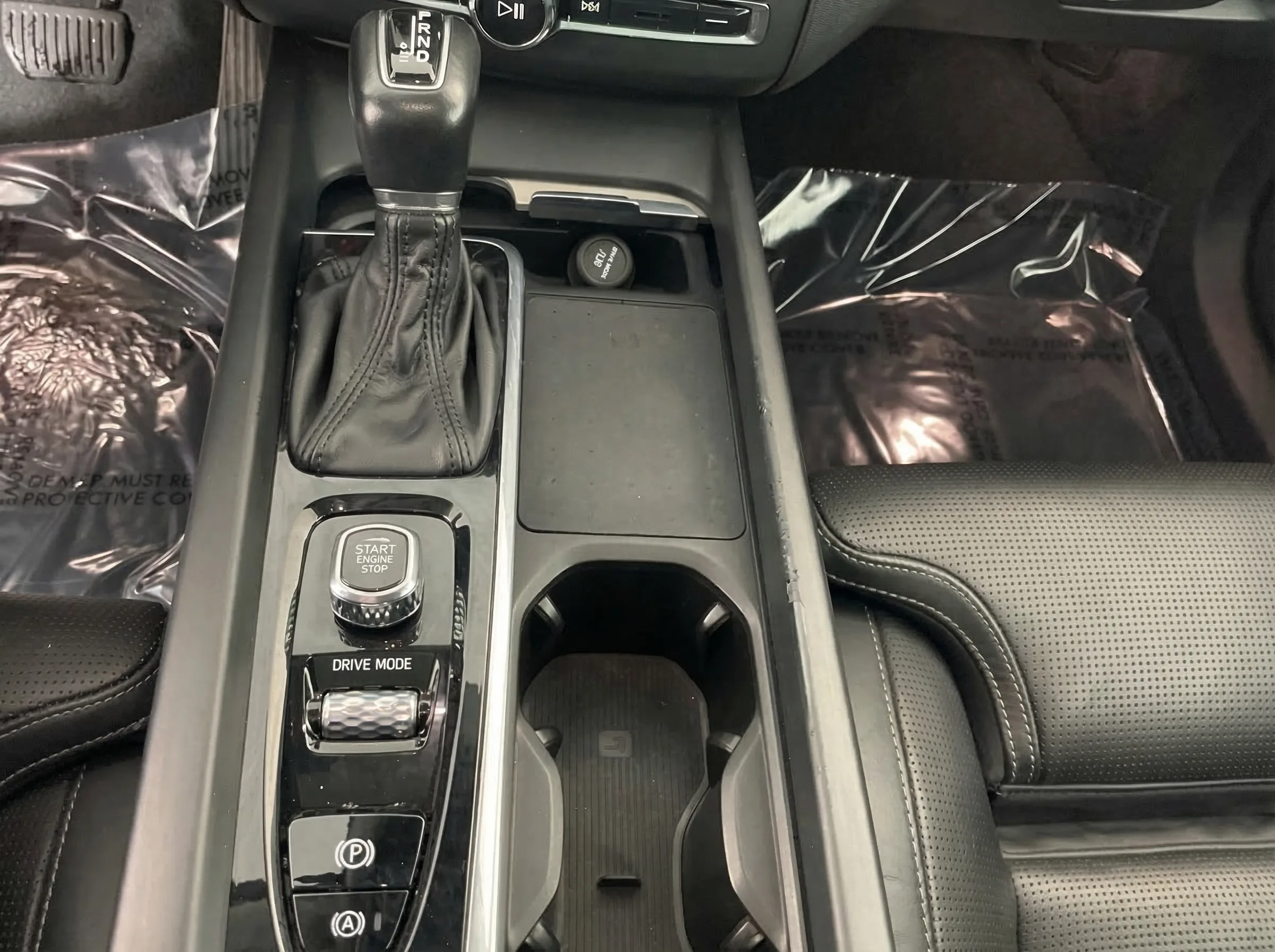 2021 Volvo XC60 T6 Inscription — thumbnail 13