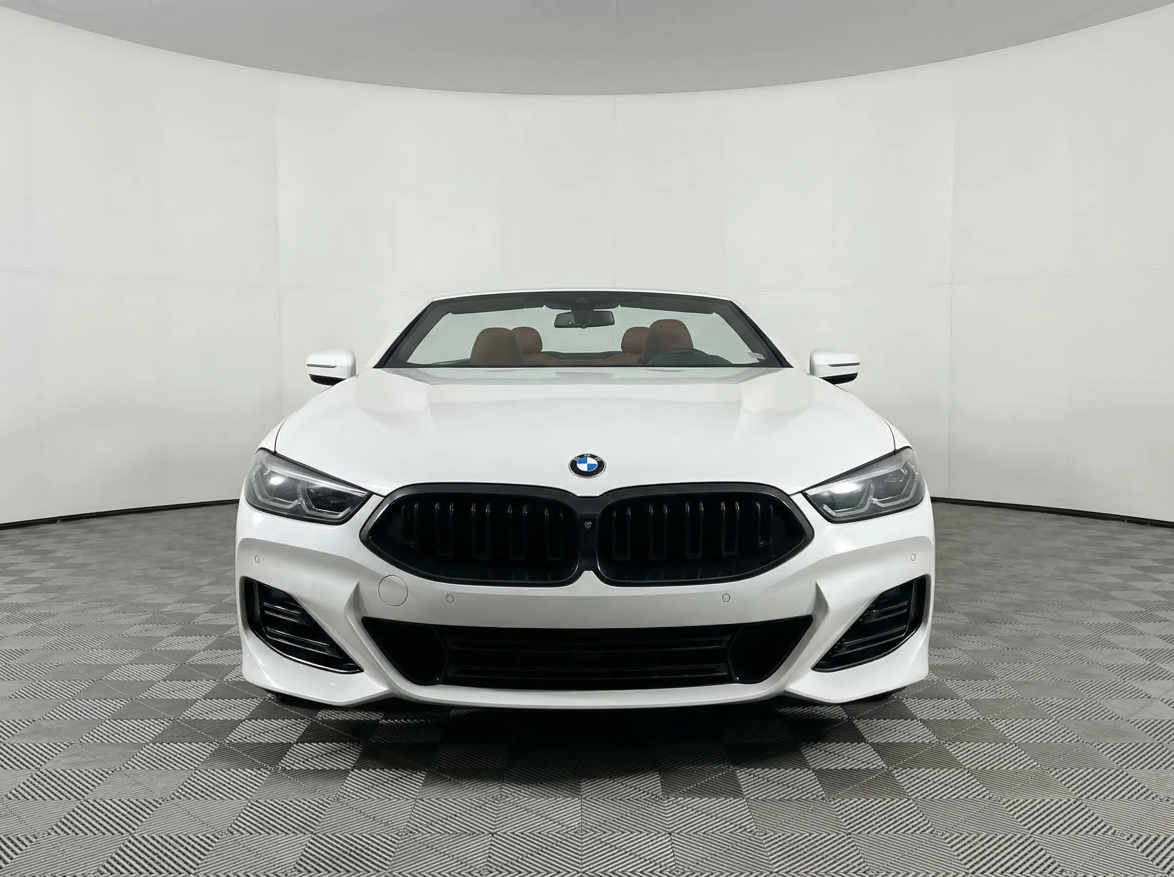 2023 BMW 8 Series 840i — photo 1
