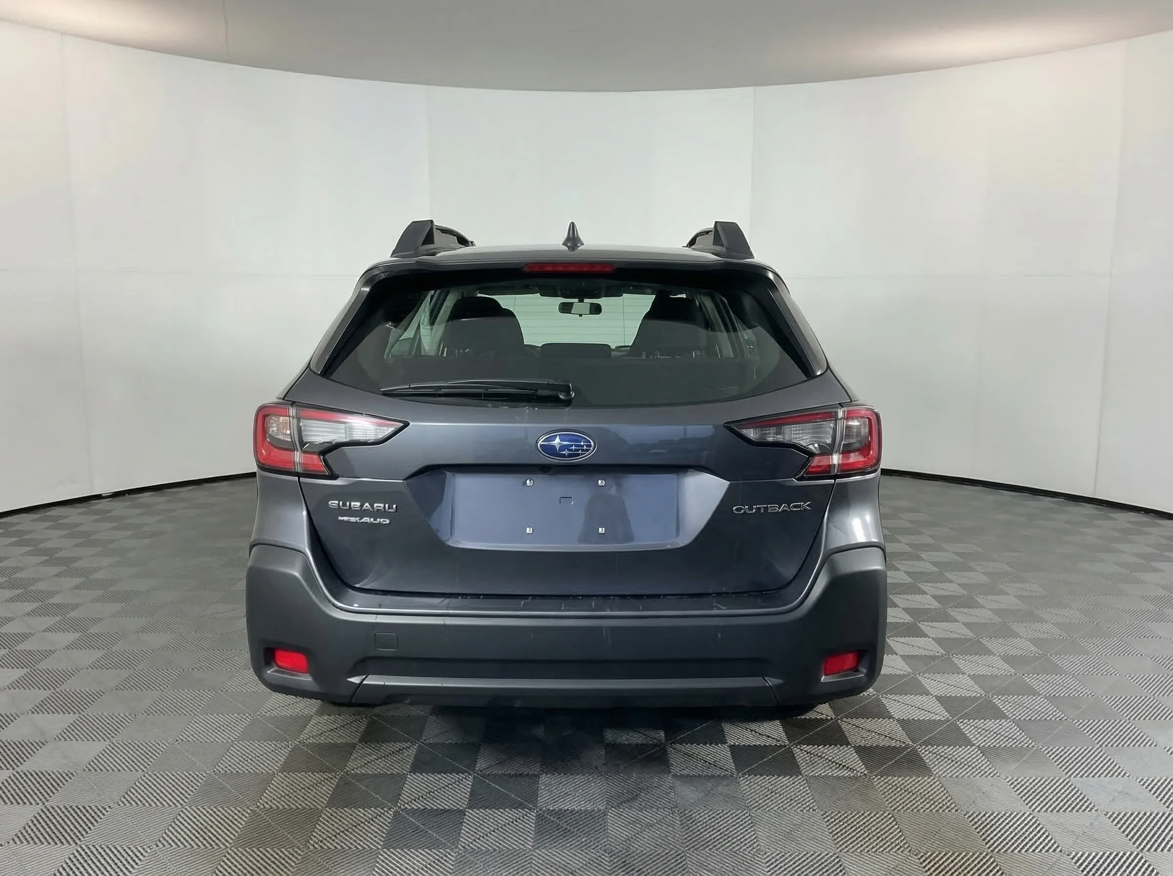 2025 Subaru Outback 2.5i — thumbnail 2
