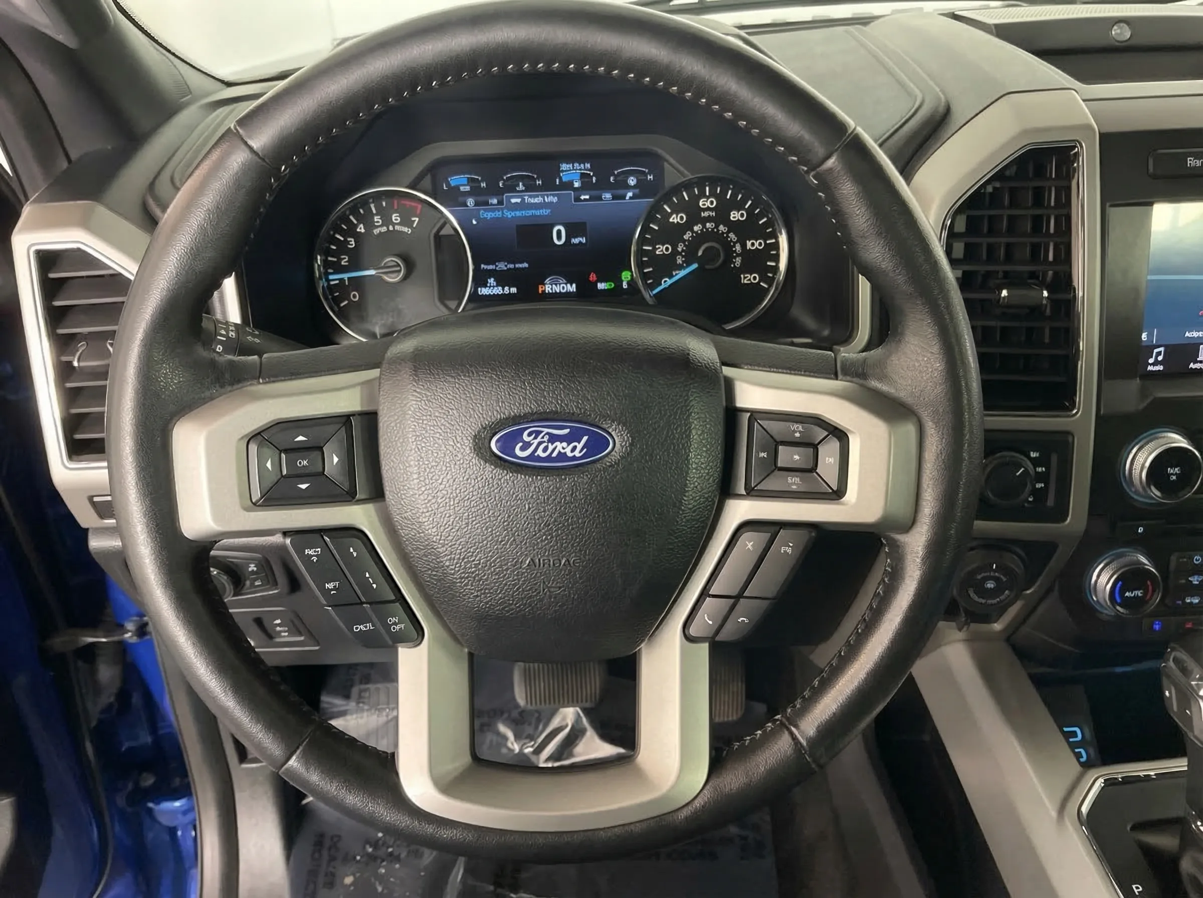 2018 Ford F-150 Lariat — thumbnail 7
