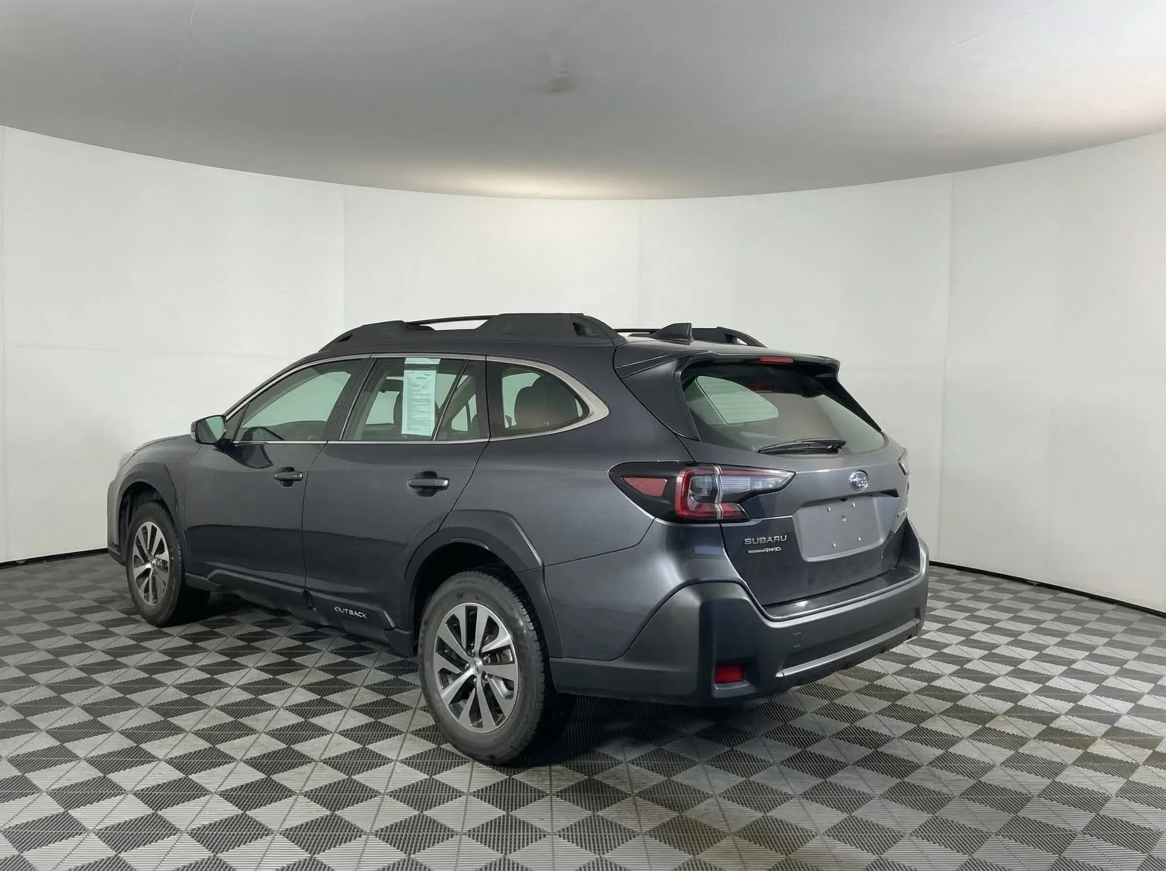 2025 Subaru Outback 2.5i — thumbnail 8