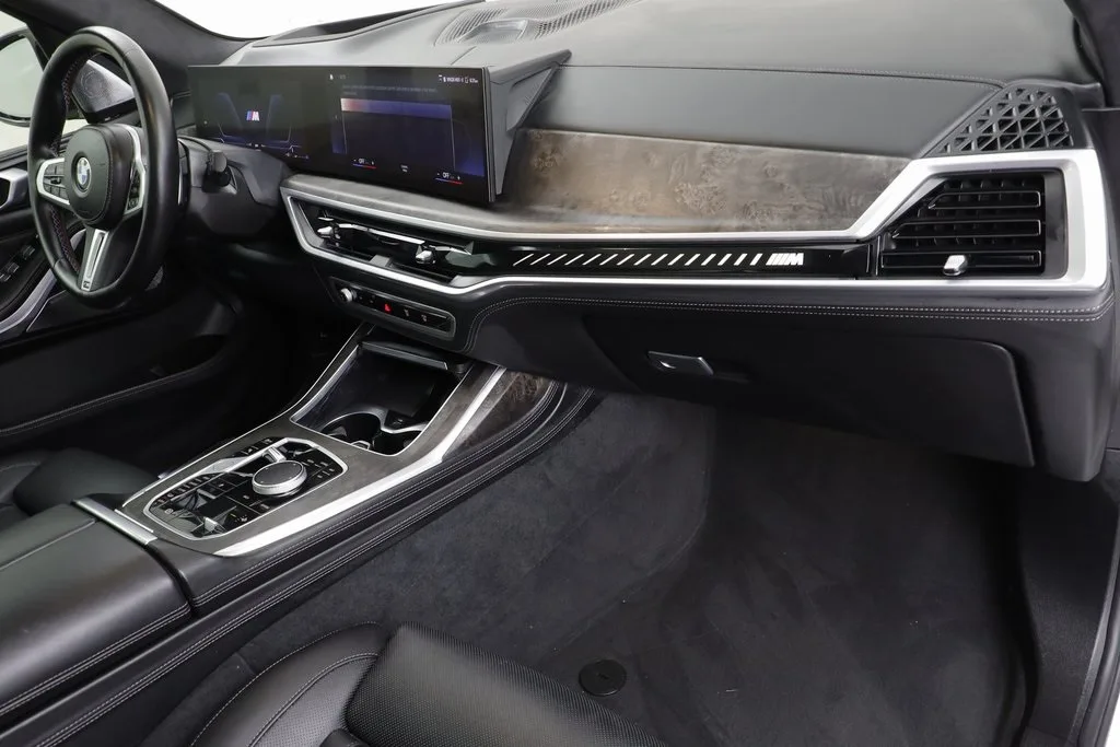 2023 BMW X7 — thumbnail 15